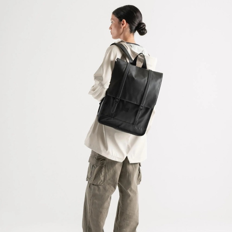 Balo nắp gập là gì? Gợi ý balo nắp gập Herschel chính hãng tại MIA.vn 10