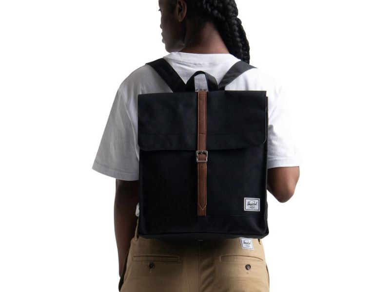 10 mẫu balo siêu bền, chống thấm và giữ form đáng mua 5