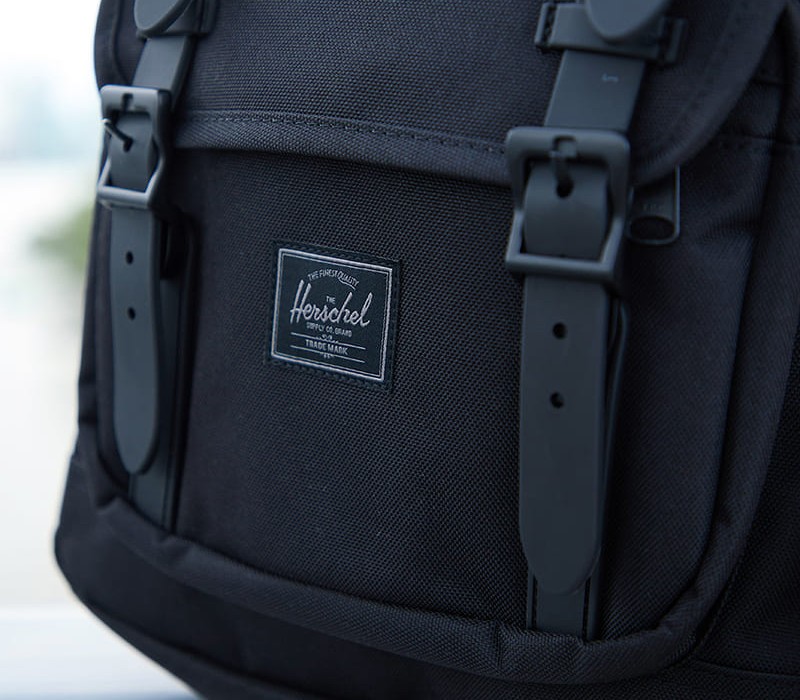 Balo thời trang: Tuyên ngôn thẩm mỹ của các tín đồ yêu thích mua sắm