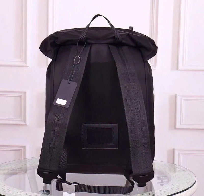 Balo vải dù có bền không và top các sản phẩm được yêu thích tại MIA.vn 5