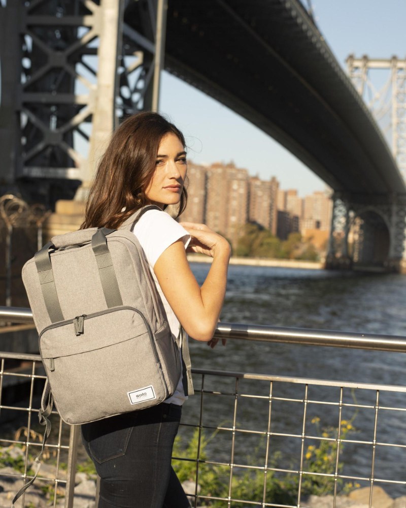 Top 9 balo học sinh trung học đáng mua, phù hợp với nam nữ 8