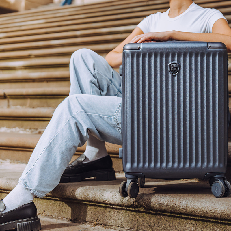 Cách chọn vali kéo đi máy bay: Kinh nghiệm chuẩn cho hành trình suôn sẻ 2