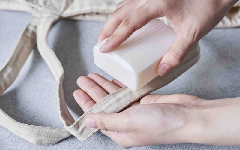 Cách giặt túi tote đúng chuẩn để túi bền đẹp lâu hơn 6