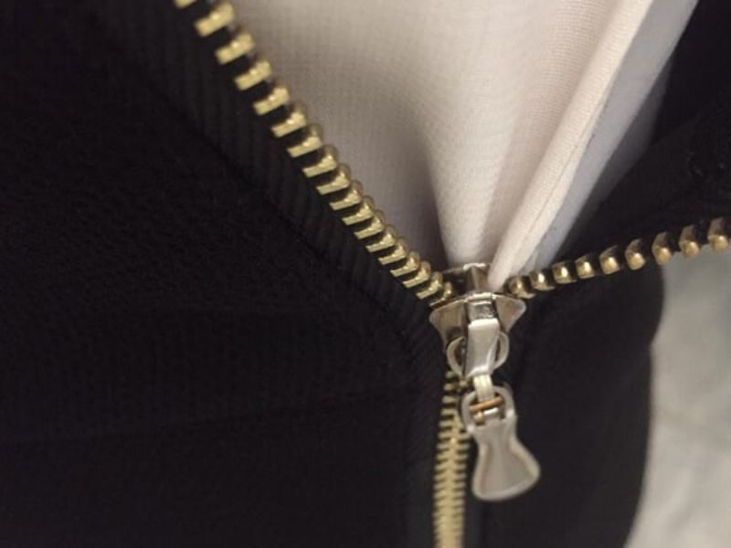 Cách sửa dây kéo balo bị hư khi bị kẹt, tuột răng 4