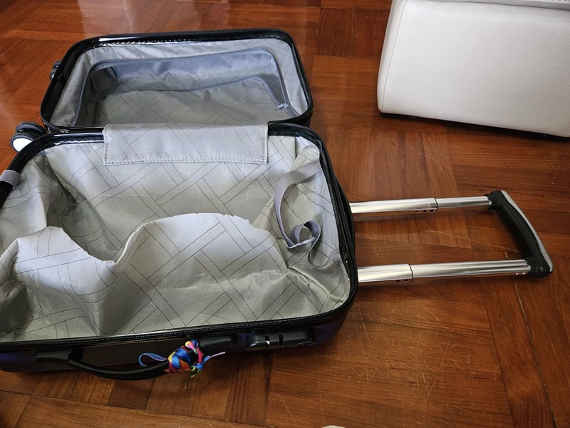 Cách sửa tay kéo vali bị kẹt nhanh gọn và hướng dẫn tự sửa tại nhà 5