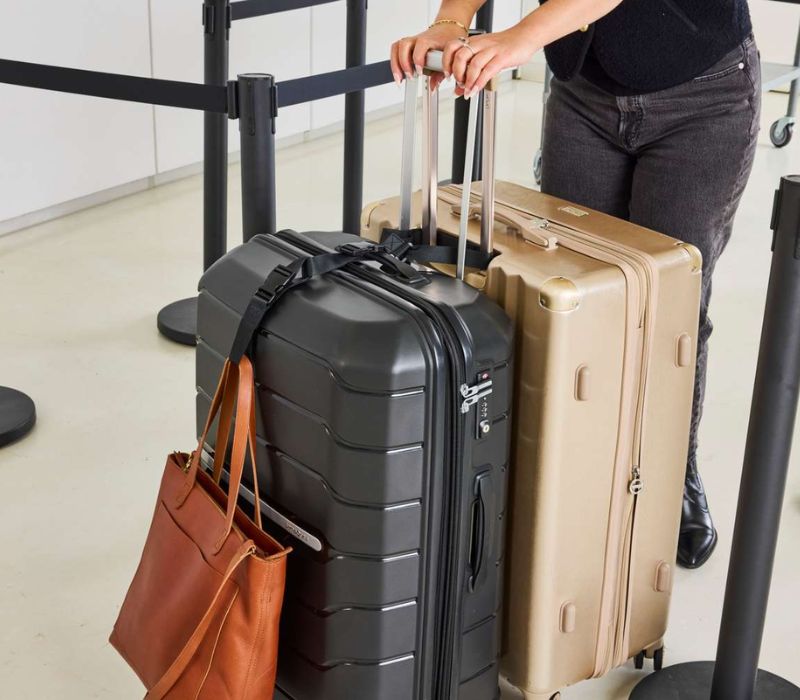 Cách sửa tay kéo vali bị kẹt nhanh gọn và hướng dẫn tự sửa tại nhà