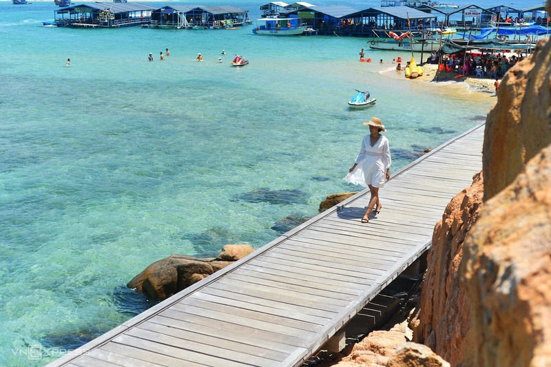 Chuẩn bị đồ đi du lịch biển: Cẩm nang toàn diện từ A - Z 3