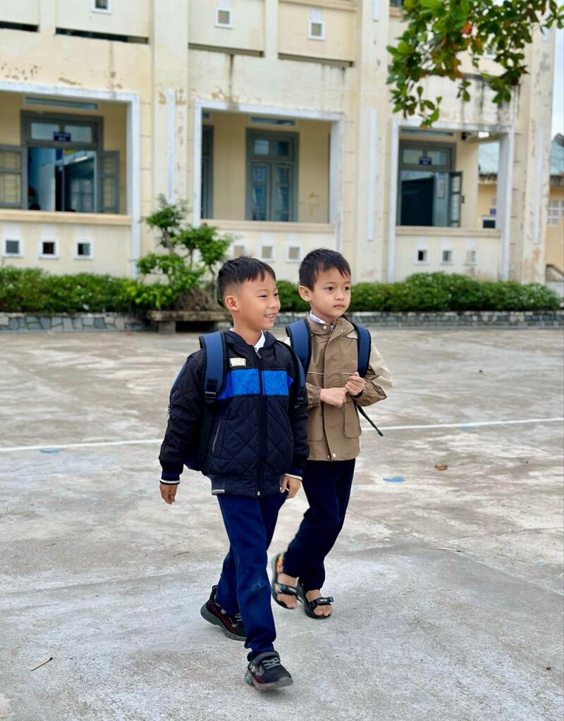 Cùng em trở lại sau lũ 2025 – Hành trình trao 1.000 balo tại 4 điểm trường Đắk Lắk 4