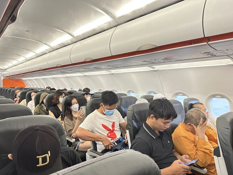 Quy định mới về hoàn tiền vé máy bay delay 2026 3