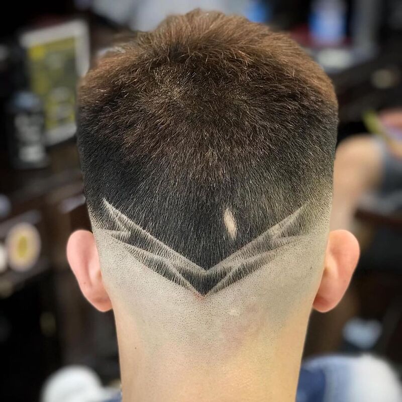 10 kiểu kẻ vạch tóc nam sau gáy dành cho anh chàng sành điệu 4