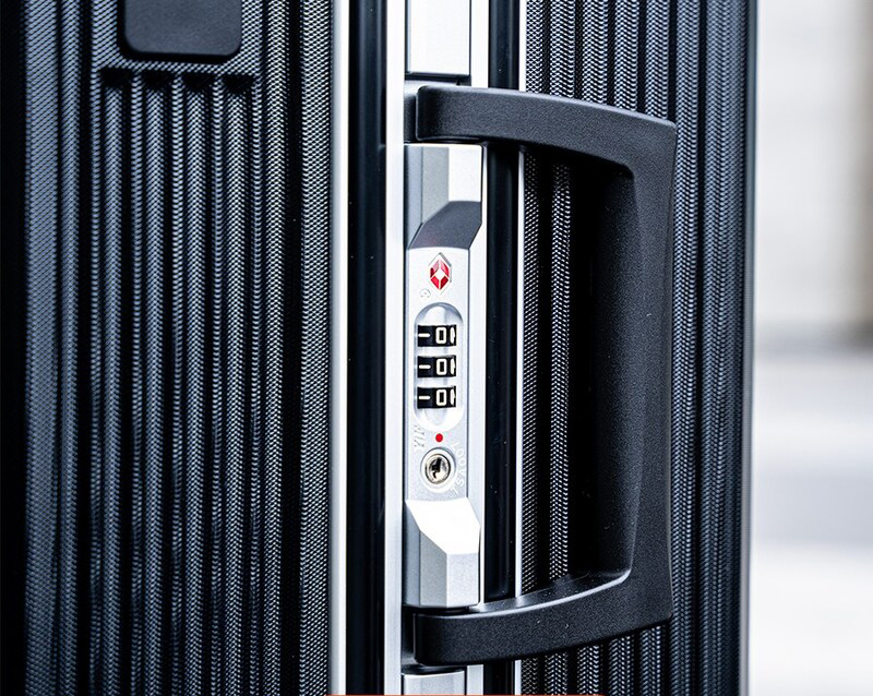 Khóa TSA là gì? Có nên mua vali khóa số TSA không? 6