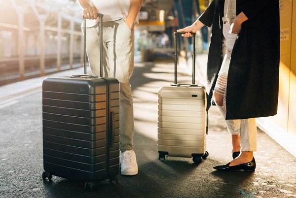 Kích thước vali 28 inch phù hợp với chuyến đi bao nhiêu ngày?