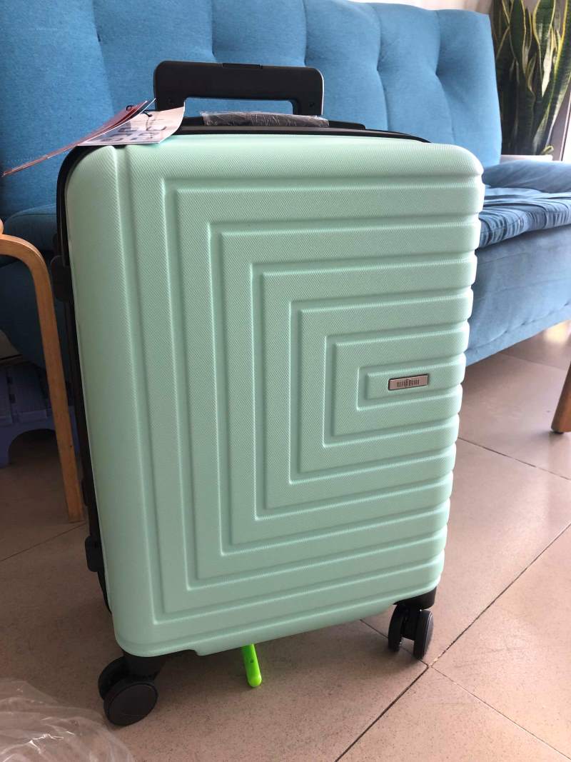 Kích thước vali 7kg bao nhiêu và các thiết kế được yêu thích hiện nay 6