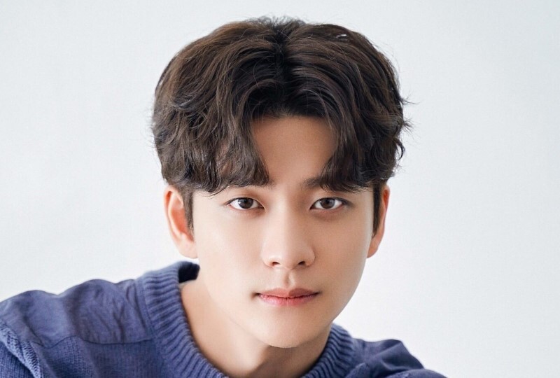 10 kiểu tóc ngắn nam giúp chàng trở nên phong độ 10