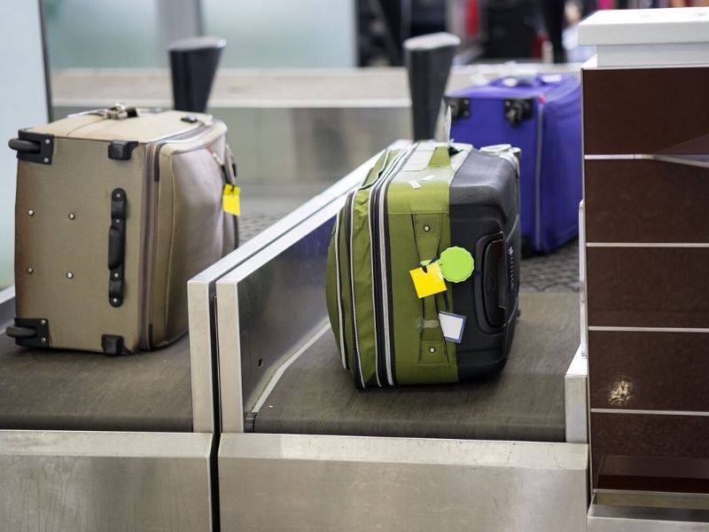 Kinh nghiệm mang xe đẩy lên máy bay thuận tiện cho ba mẹ nên biết 4