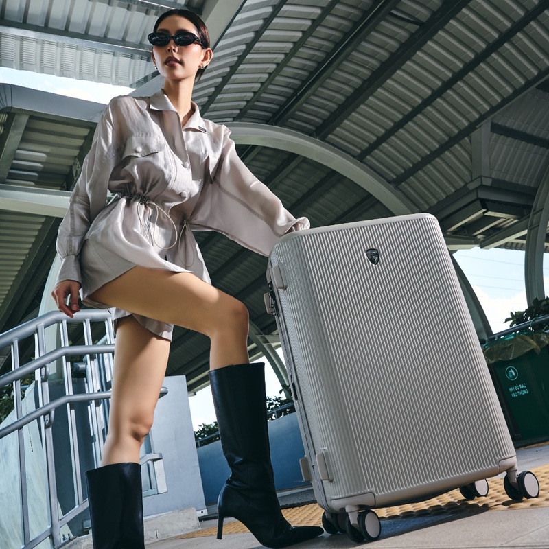 Chọn vali màu sắc hợp mệnh - may mắn theo nhau tới cả năm 2