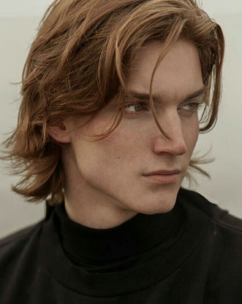 Top 20 kiểu tóc dài nam lãng tử được cánh mày râu yêu thích 16