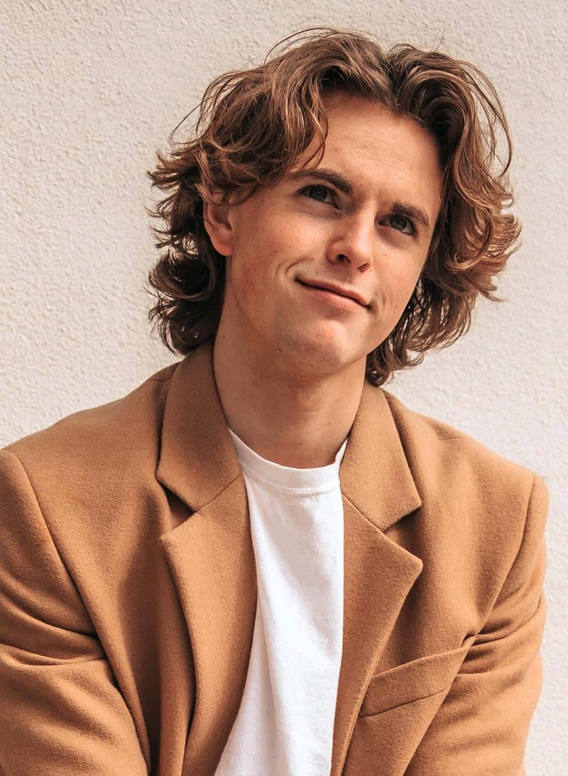 Top 20 kiểu tóc dài nam lãng tử được cánh mày râu yêu thích 22