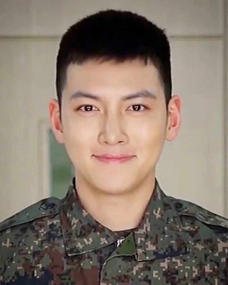 10 kiểu tóc lính thủy đánh bộ vừa mạnh mẽ lại quyến rũ dành cho các quý ông 2