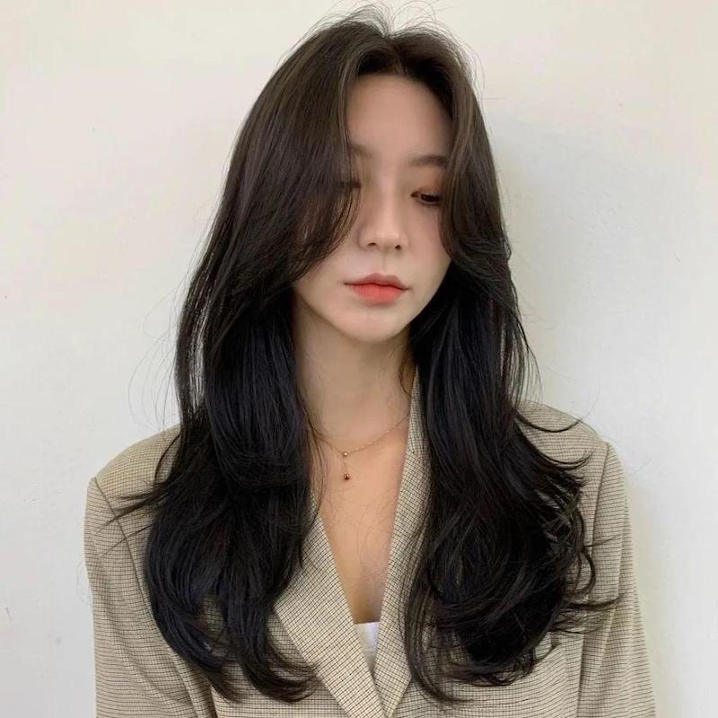 22 xu hướng tóc mái nổi trội hiện nay tạo điểm nhấn cho vẻ ngoài 15