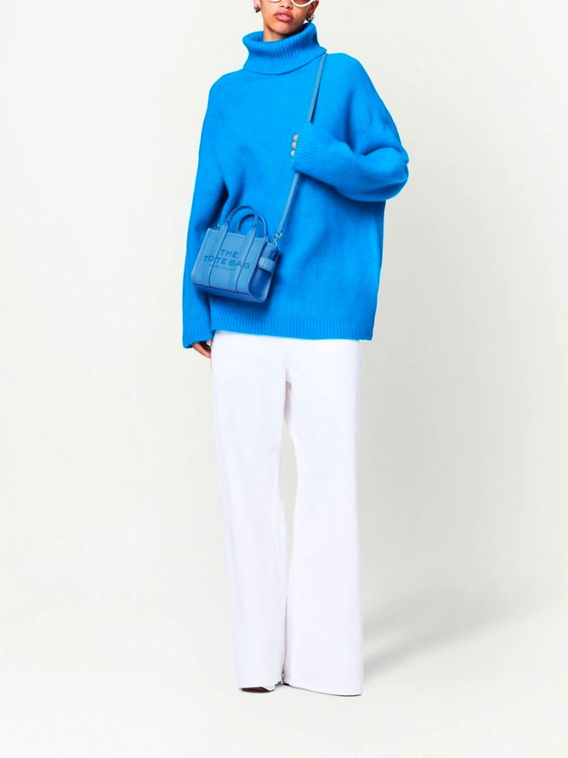Top 10 mẫu túi xách nữ màu xanh dương thu hút mọi ánh nhìn 4