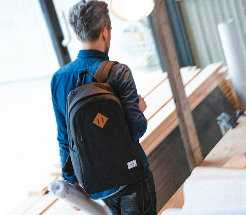 Top 8 mẫu ba lô siêu nhẹ giúp bạn di chuyển nhẹ nhàng mỗi ngày