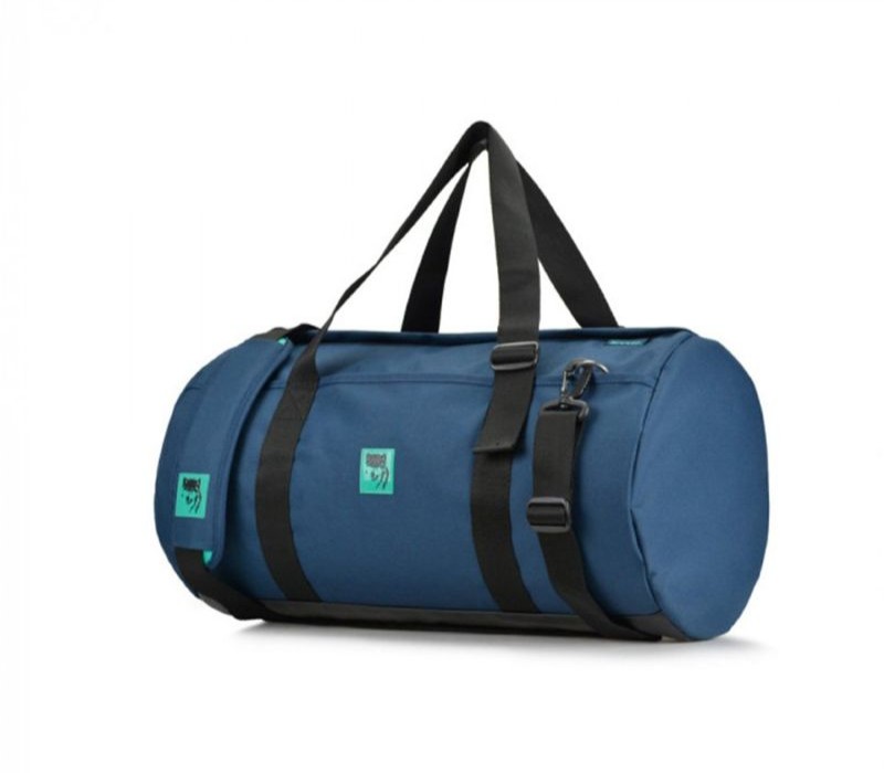 Top 8 túi du lịch tiện lợi hàng hiệu tại MIA.vn