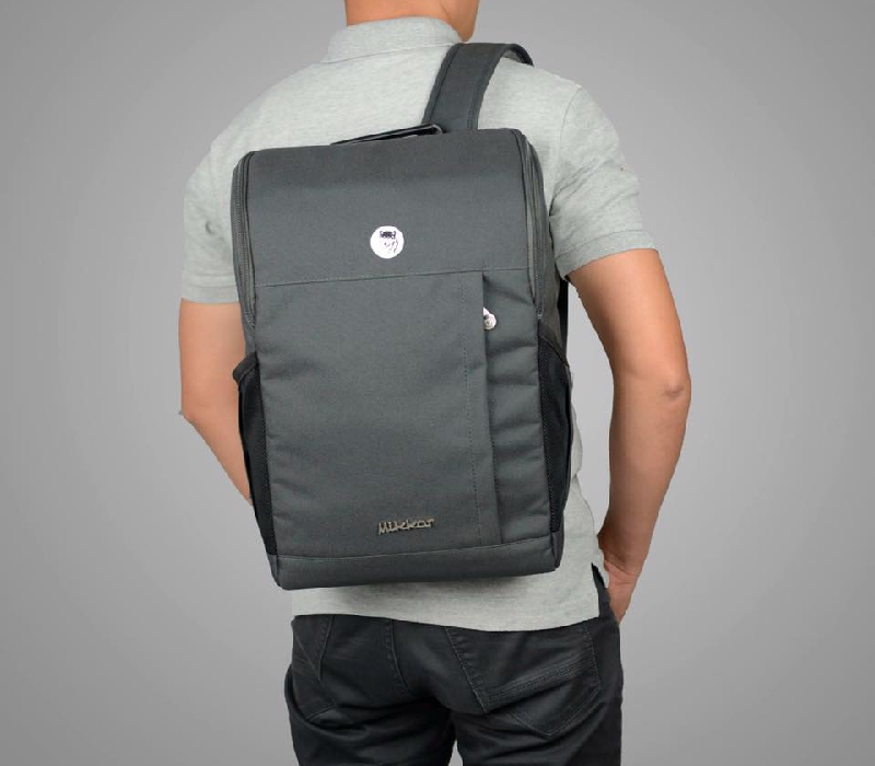 Trải nghiệm thực tế balo đẹp đi học Mikkor The Levi Backpack