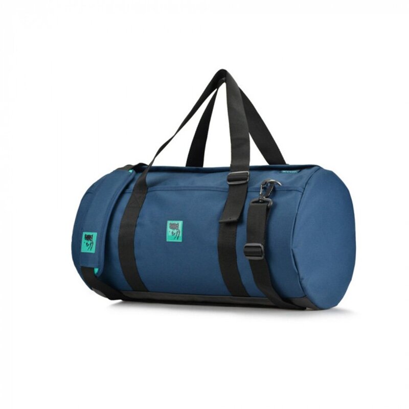 Top 8 túi du lịch tiện lợi hàng hiệu tại MIA.vn 5