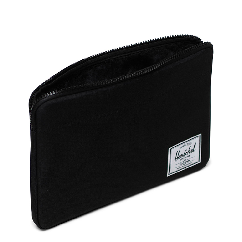 Top 8 thương hiệu túi đựng laptop 15.6 inch chất lượng 4