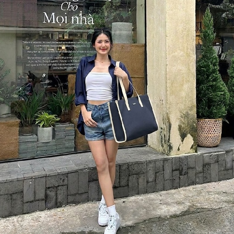 Top 3 mẫu túi tote đen đẹp, dễ phối đồ cho mọi phong cách 5