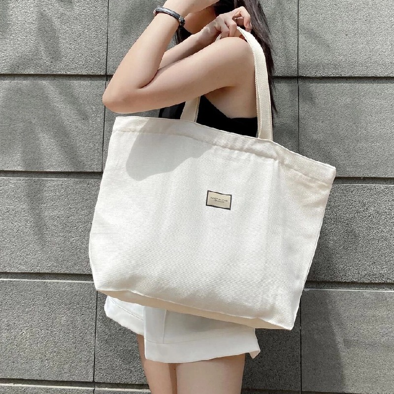 Túi tote vải canvas là gì? Hướng dẫn bảo quản túi đúng cách 2