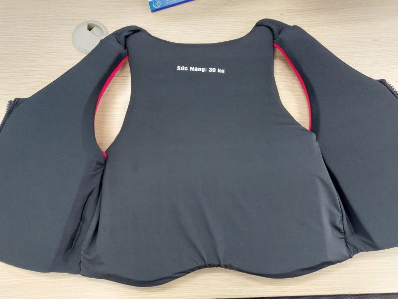 Vải neoprene là gì? Ưu nhược điểm và ứng dụng trong đời sống 6