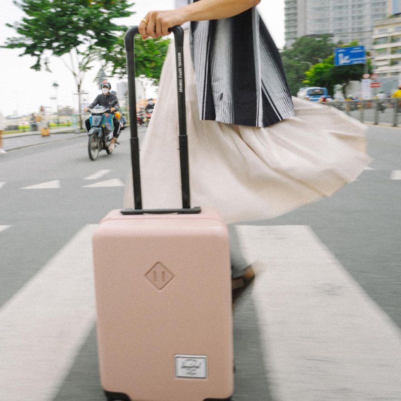 Top 10 mẫu vali cao cấp đáng mua cho du lịch và công tác 11