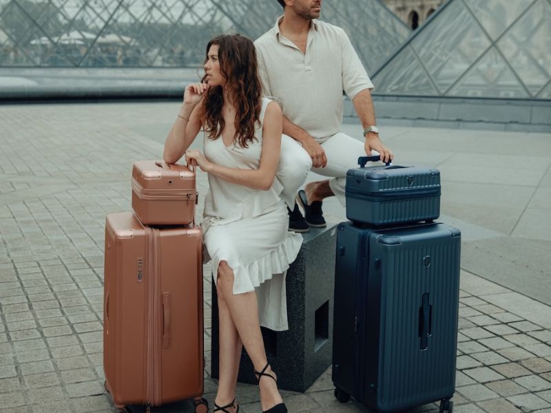 Top 9 mẫu vali cứng bền đẹp được ưa chuộng hiện nay 10