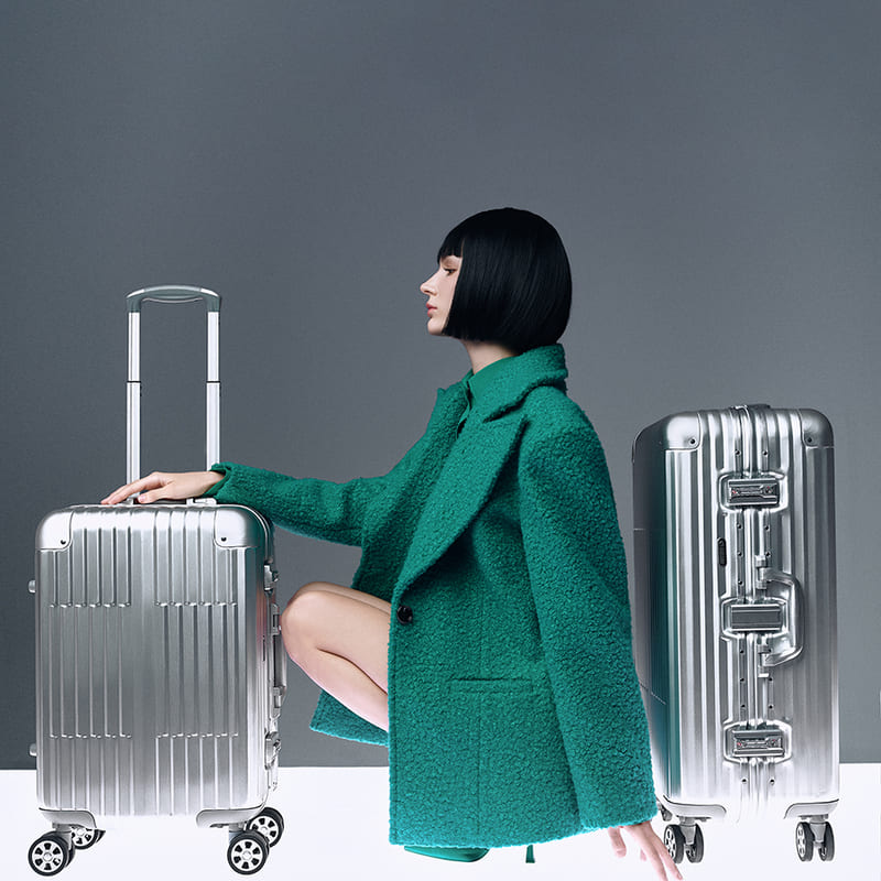 Vali đa năng là gì? Top những mẫu vali đa năng hấp dẫn nhất tại MIA.vn 2