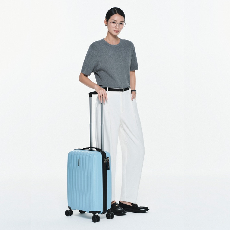 Vali Larita của nước nào và những thiết kế nổi bật nhất thị trường hiện nay 4
