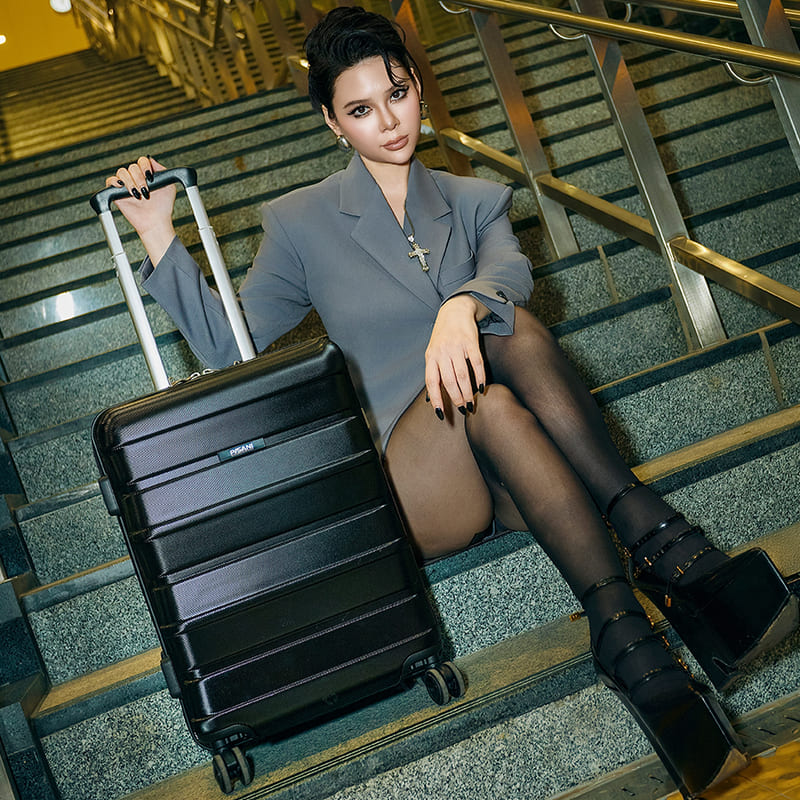 Giải đáp nhanh: Vali size 24 có được mang lên tàu hỏa không 3