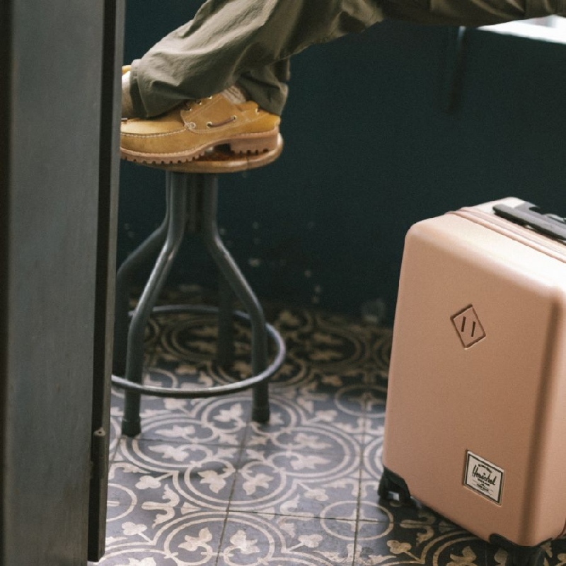 Kéo vội vali size 26inch Herschel Heritage TM Hardshell và cái kết bất ngờ 3
