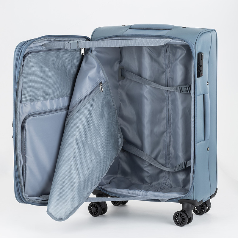 Vali vải dù: Giải pháp linh hoạt cho người thường xuyên di chuyển 5