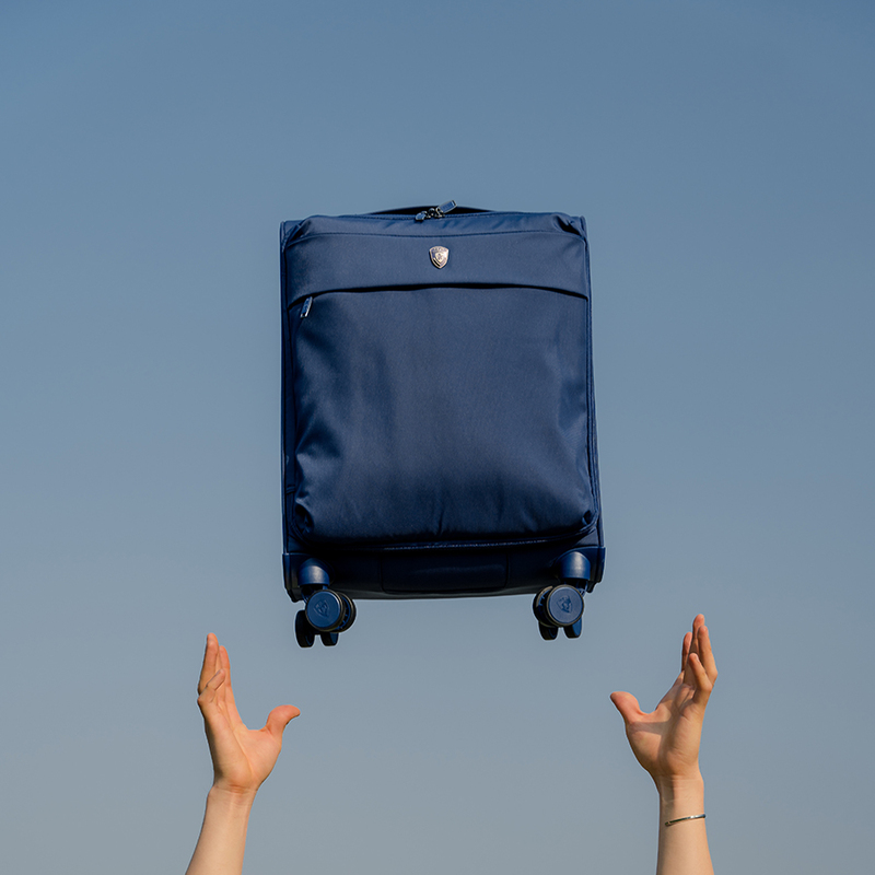 Vali vải dù: Giải pháp linh hoạt cho người thường xuyên di chuyển 3