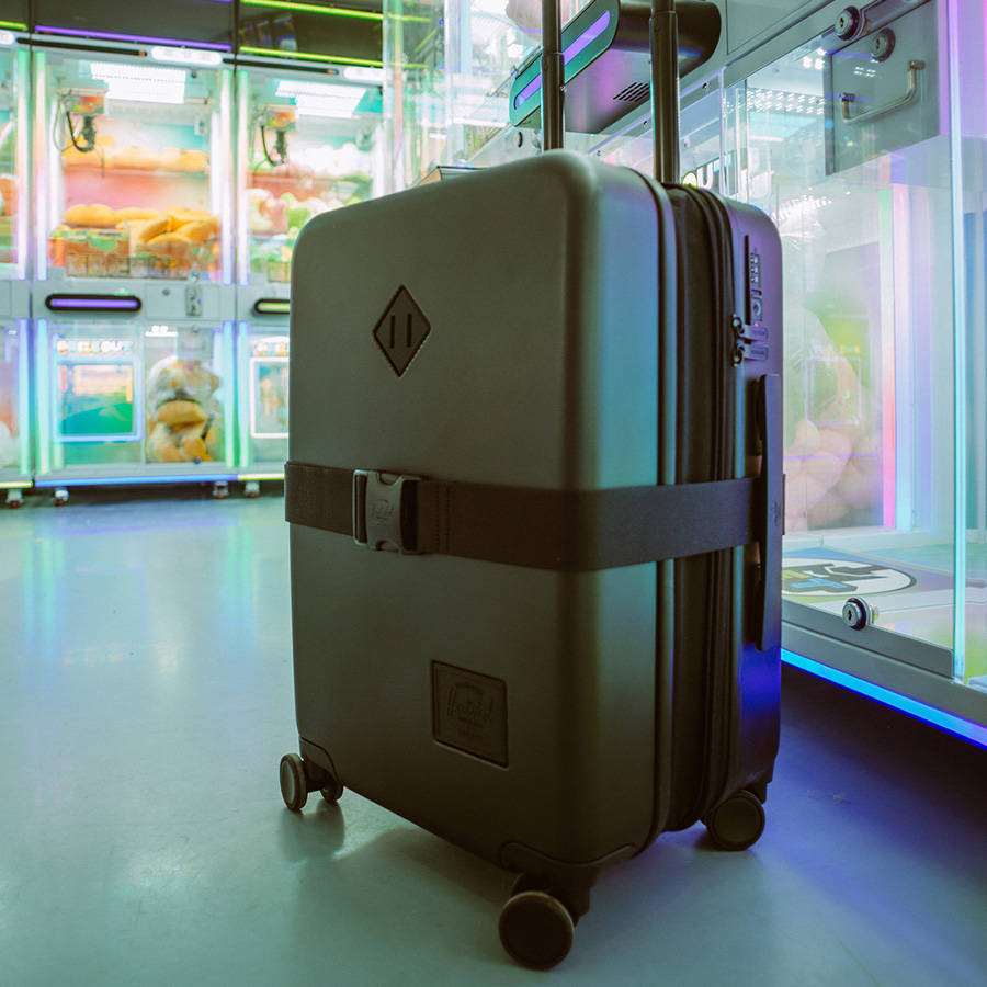 Vali kéo nhựa cứng Herschel Heritage TM Hardshell EXP Large Carry On_20 S Black