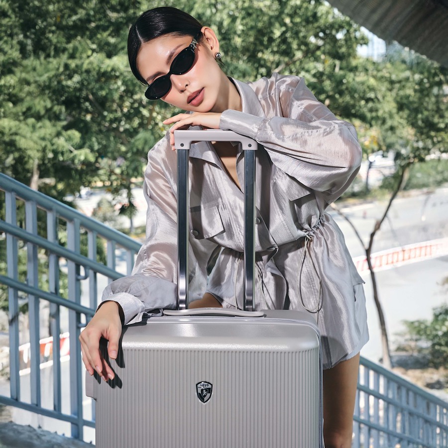 Vali kéo nhựa dẻo Heys Earth Tone_20 S Glacier Grey
