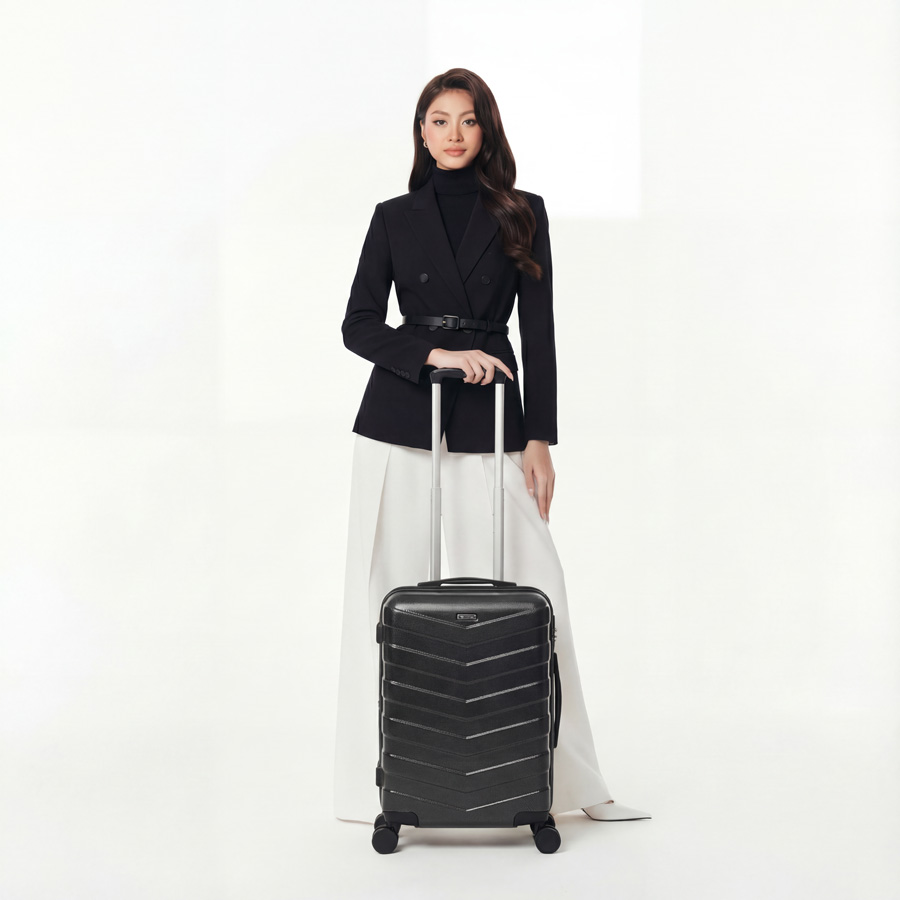 Vali Pisani Vitta 8359_20 S Black Carbon 13